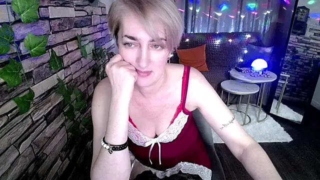 Hot Girl87 online show from 01.21.25