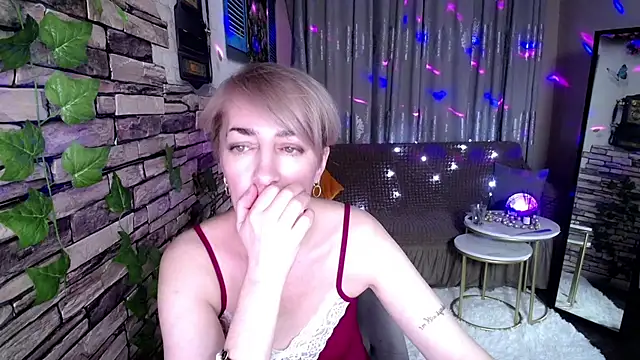 Hot Girl87 online show from 01.22.25