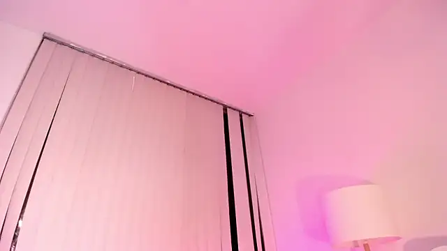 Snapshot of Valentina_Se chatting on 12.04.24 Valentina Se online show from 12.04.24