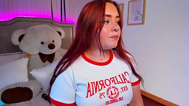 Snapshot of Valentina_Se chatting on 01.31.25 Valentina Se online show from 01.31.25