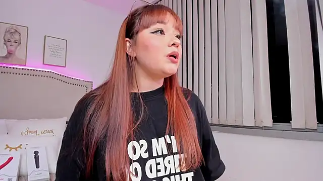 Snapshot of Valentina_Se chatting on 02.27.25 Valentina Se online show from 02.27.25