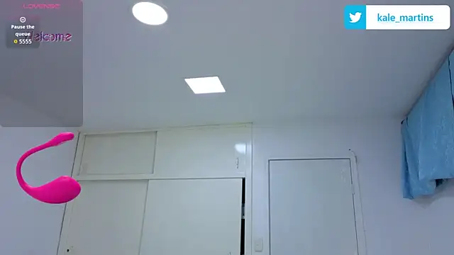 Snapshot of KALE_19 chatting on 10.03.25 KALE 19 online show from 10.03.25