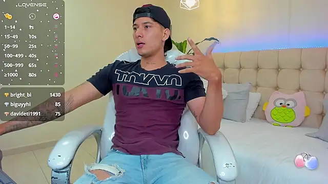 Damian23   online show from 01.21.25