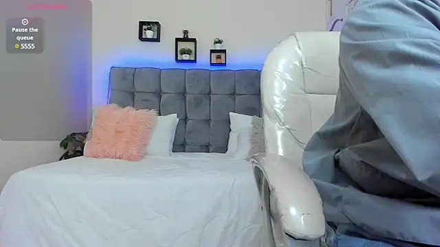 Damian23   online show from 03.04.25