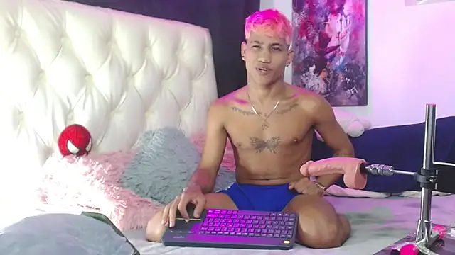 Snapshot of Sexys_Boys_Hot1 chatting on 02.06.25 Sexys Boys Hot1 online show from 02.06.25