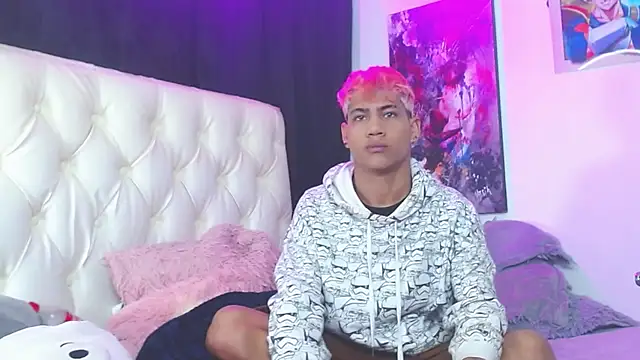 Snapshot of Sexys_Boys_Hot1 chatting on 02.12.25 Sexys Boys Hot1 online show from 02.12.25