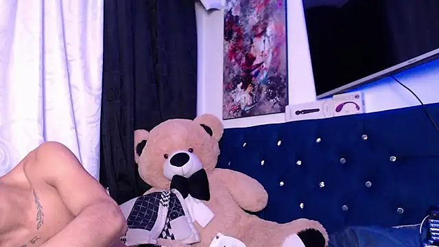 Snapshot of Sexys_Boys_Hot1 chatting on 11.18.25 Sexys Boys Hot1 online show from 11.18.25