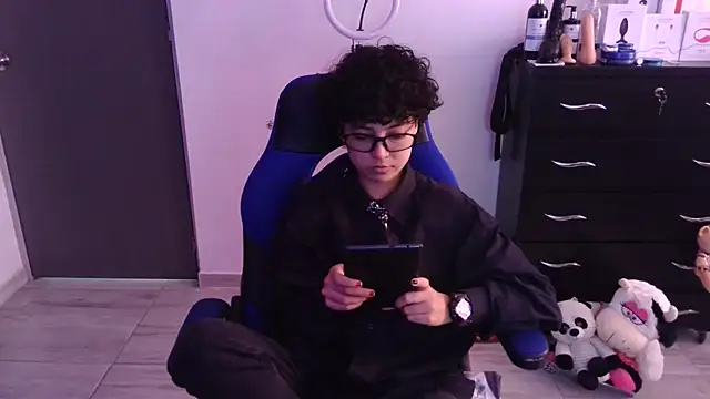 thomascooper7 online show from 02.14.26