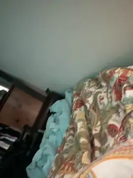 Snapshot of Booooster chatting on 11.18.25 Booooster online show from 11.18.25