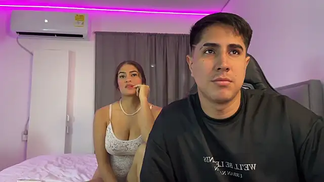 Snapshot of dereckbrownn chatting on 01.30.25 dereckbrownn online show from 01.30.25