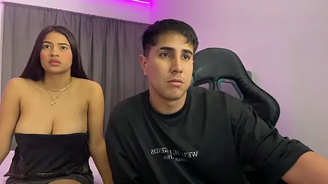 Snapshot of dereckbrownn chatting on 02.23.25 dereckbrownn online show from 02.23.25