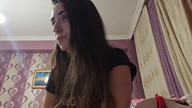 AlejandraDelaney online show from 12.22.25