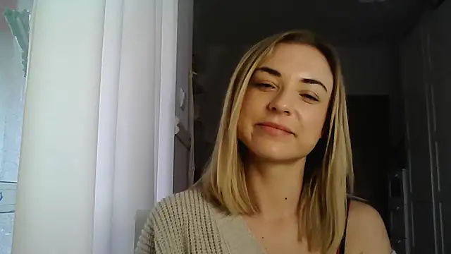 Snapshot of ashley_xlove chatting on 02.06.25 ashley xlove online show from 02.06.25