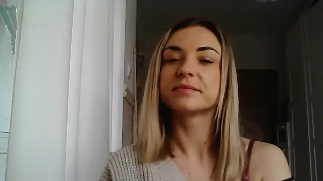 Snapshot of ashley_xlove chatting on 02.24.25 ashley xlove online show from 02.24.25