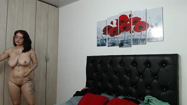 lily f00x online show from 11.27.25