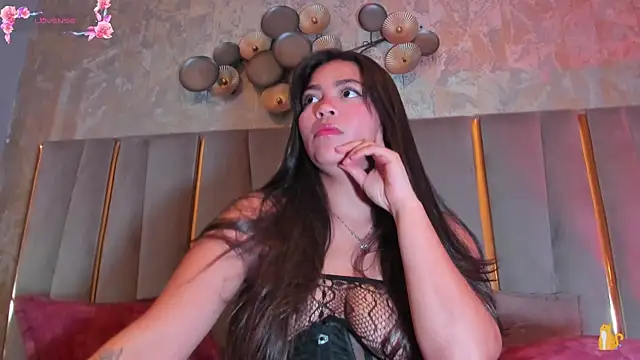 KimDevinne online show from 04.12.26