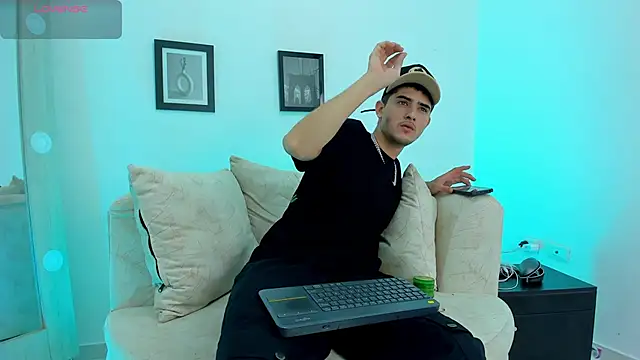 Snapshot of PhilipRich chatting on 01.20.25 PhilipRich online show from 01.20.25