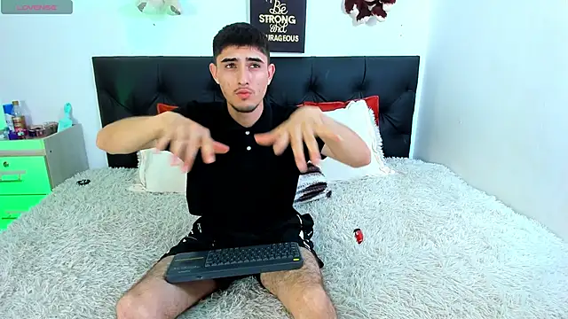 Snapshot of PhilipRich chatting on 01.31.25 PhilipRich online show from 01.31.25