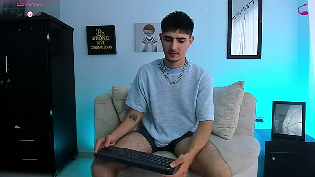 Snapshot of PhilipRich chatting on 02.27.25 PhilipRich online show from 02.27.25