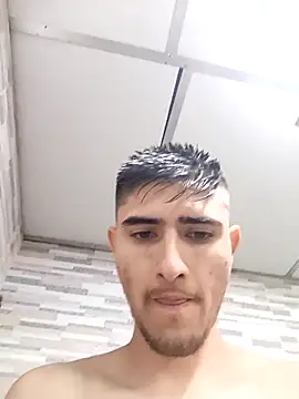 Snapshot of PhilipRich chatting on 09.23.25 PhilipRich online show from 09.23.25