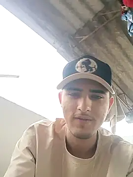 Snapshot of PhilipRich chatting on 10.18.25 PhilipRich online show from 10.18.25