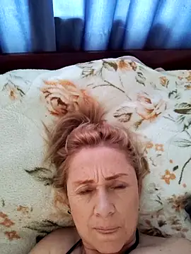 Snapshot of issa_soto_ chatting on 02.09.26 issa soto online show from 02.09.26