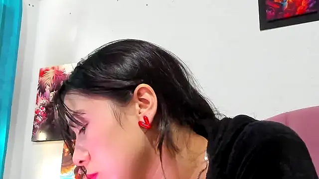 Snapshot of teffy_lee chatting on 04.21.26 teffy lee online show from 04.21.26