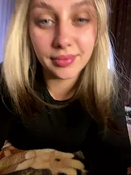 69Laura696 online show from 12.26.24