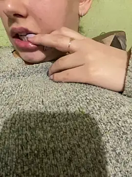 69Laura696 online show from 02.27.25