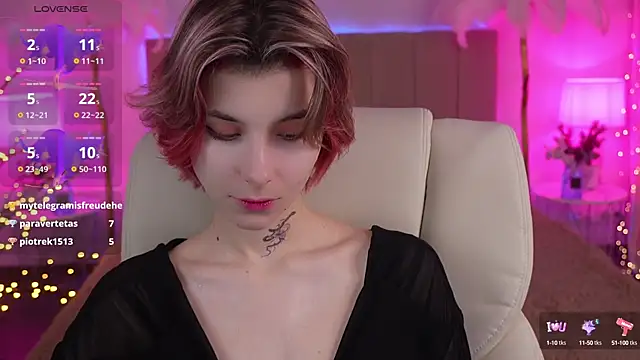 HaylaAmber online show from 12.12.24