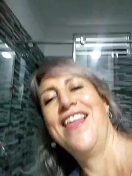 almaluna7 online show from 10.14.25