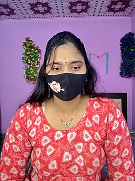 Snapshot of Hot_Maleka chatting on 11.04.25 Hot Maleka online show from 11.04.25