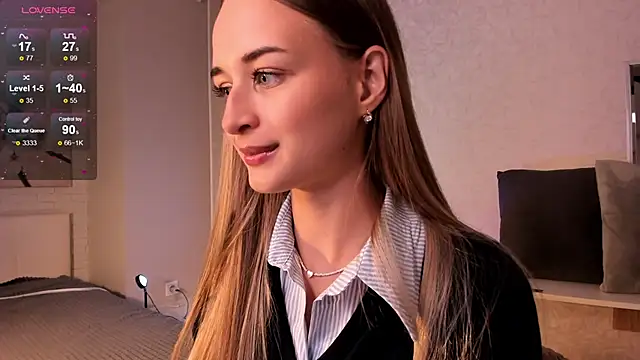 Tiffanyhunt online show from 10.14.25