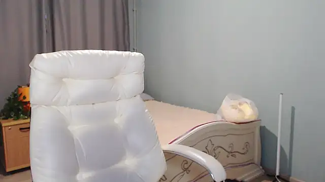 Snapshot of Incredible_Ariela chatting on 01.11.25 Incredible Ariela online show from 01.11.25