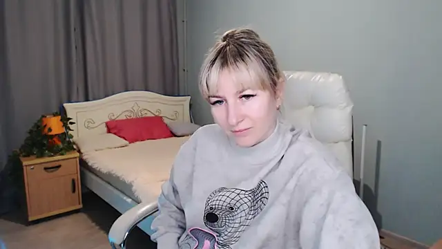 Snapshot of Incredible_Ariela chatting on 01.12.25 Incredible Ariela online show from 01.12.25