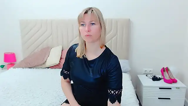 Snapshot of Incredible_Ariela chatting on 07.09.26 Incredible Ariela online show from 07.09.26