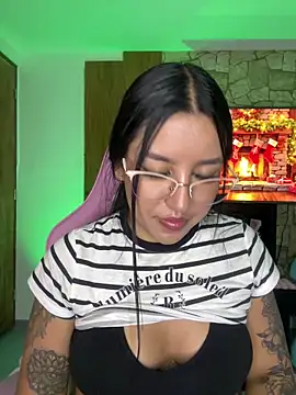 Tamara Roberts1 online show from 12.12.24