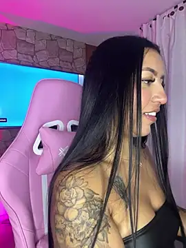 Tamara Roberts1 online show from 01.23.25