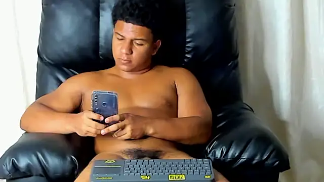 May Dylan1 online show from 03.21.25