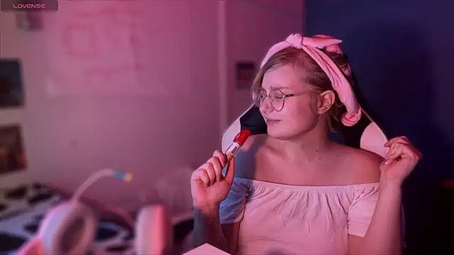 JacyWinslat online show from 03.10.25