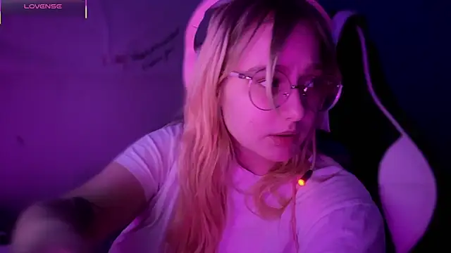 JacyWinslat online show from 03.15.25