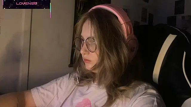 JacyWinslat online show from 10.04.25