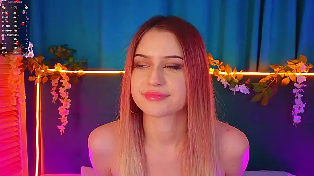 AlinaWalters online show from 11.23.25