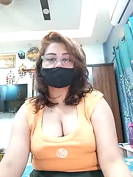 Cute-mona online show from 10.05.25