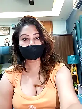 Snapshot of Cute-mona chatting on 04.19.26 Cute-mona online show from 04.19.26