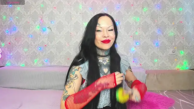 Snapshot of Megan_Black_Moon chatting on 02.14.25 Megan Black Moon online show from 02.14.25