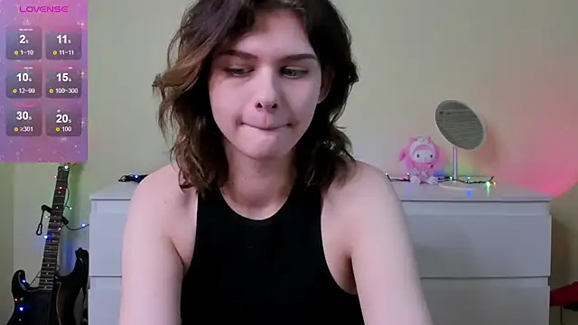 JulieTaylors online show from 02.15.25