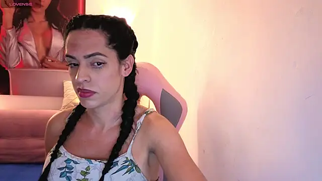 vittorialombardi   online show from 11.07.25