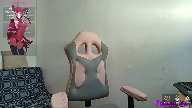 Snapshot of vittorialombardi__ chatting on 05.23.26 vittorialombardi online show from 05.23.26