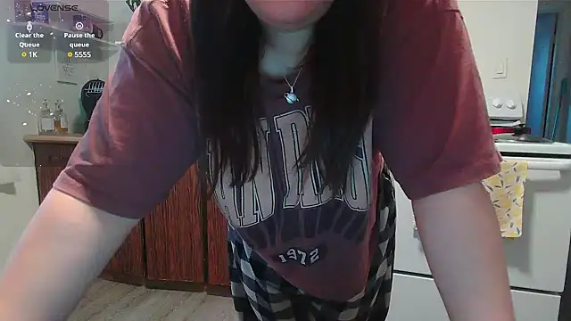 Snapshot of Kittyymaze1 chatting on 01.14.25 Kittyymaze1 online show from 01.14.25